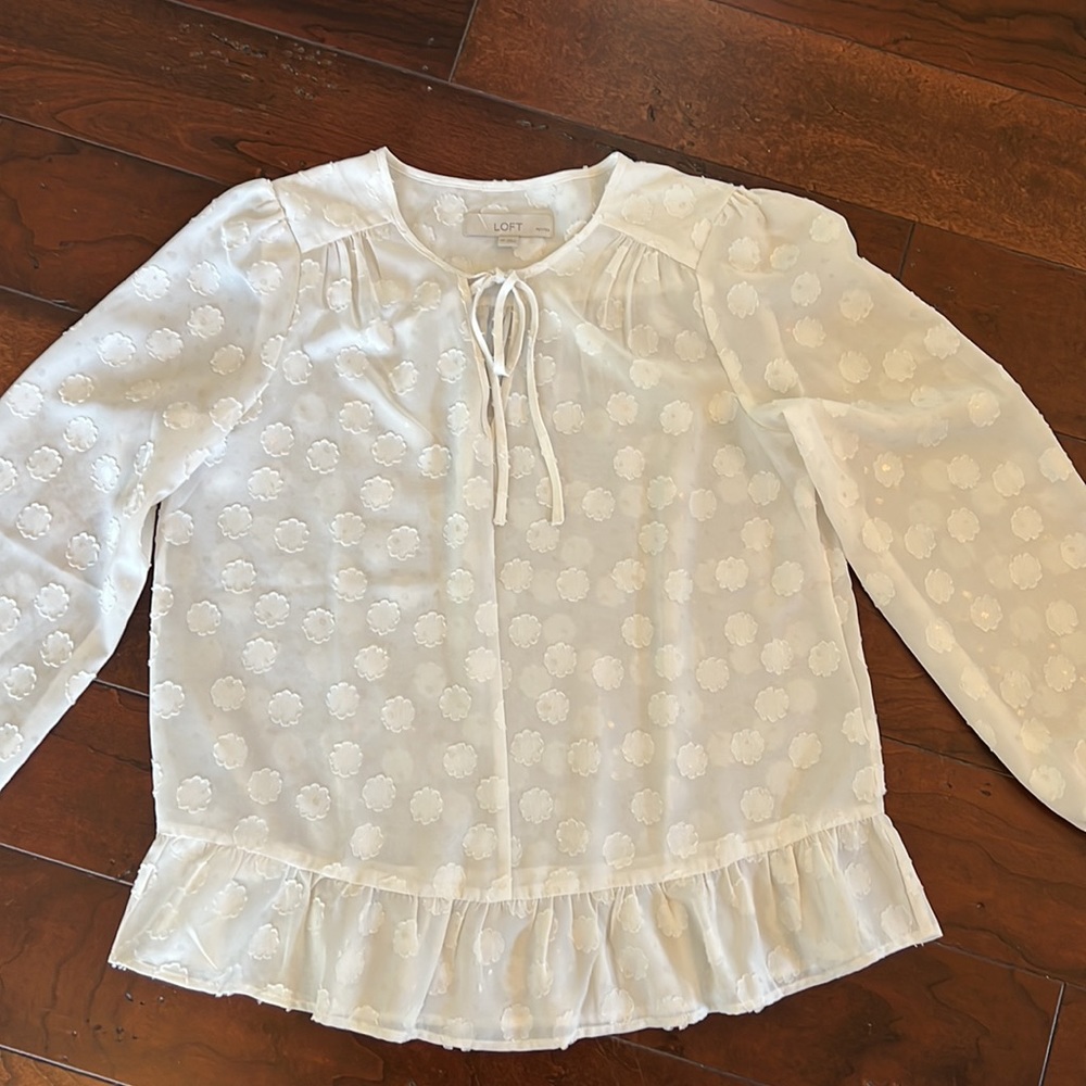 Loft ivory  top